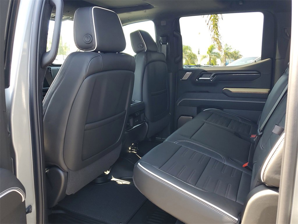 New 2026 GMC Sierra 1500 AT4X image 9