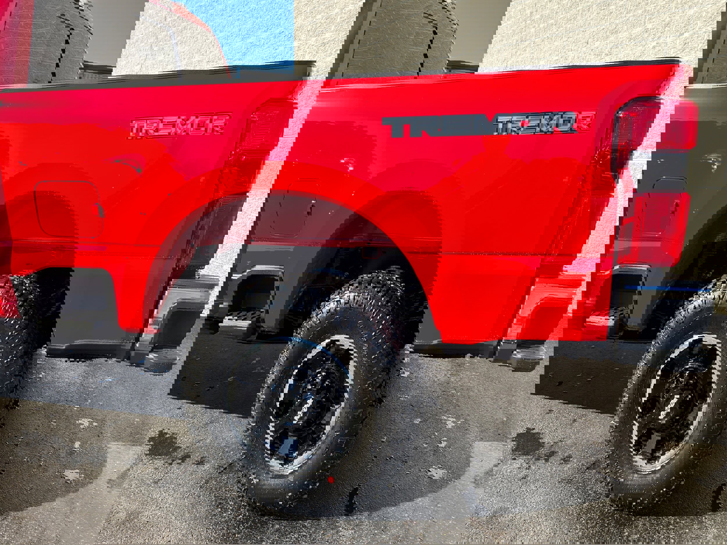 New 2026 Ford F350 Lariat image 31