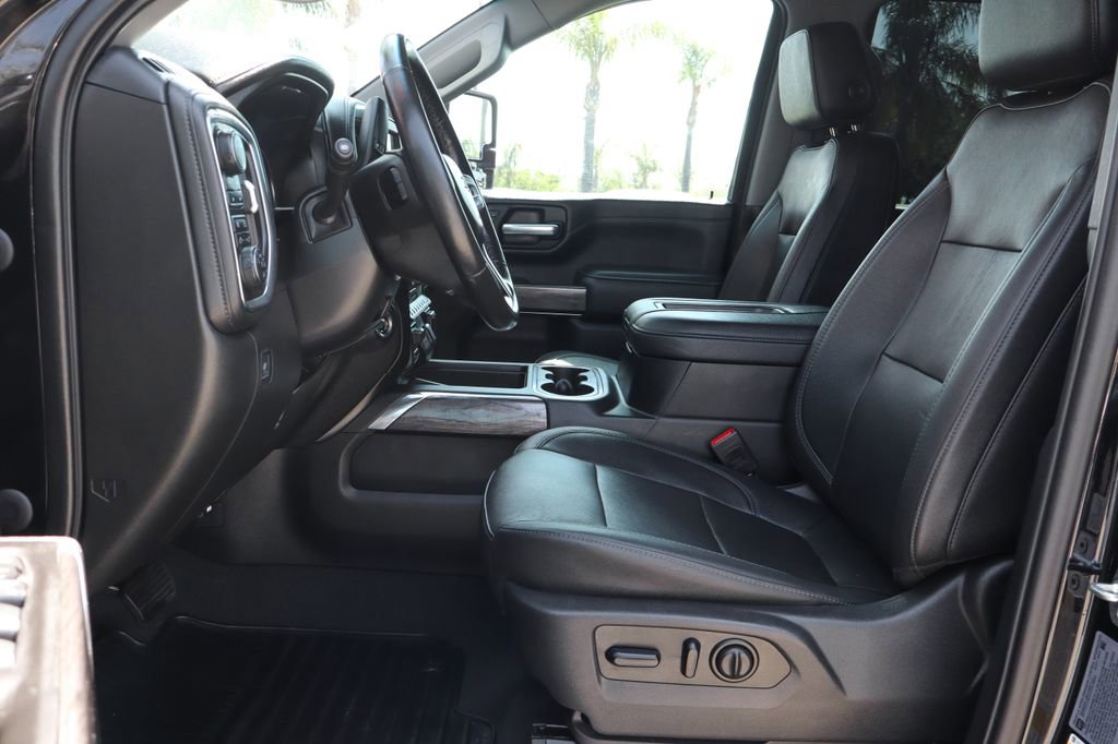 Used 2021 Chevrolet Silverado 2500 LTZ w/ LTZ Plus Package AWD/4WD image 18