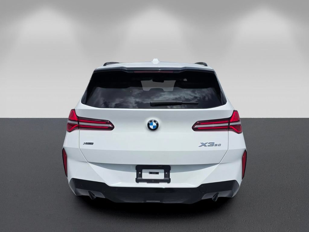 Certified 2025 BMW X3 xDrive30i w/ M Sport Package AWD/4WD image 5