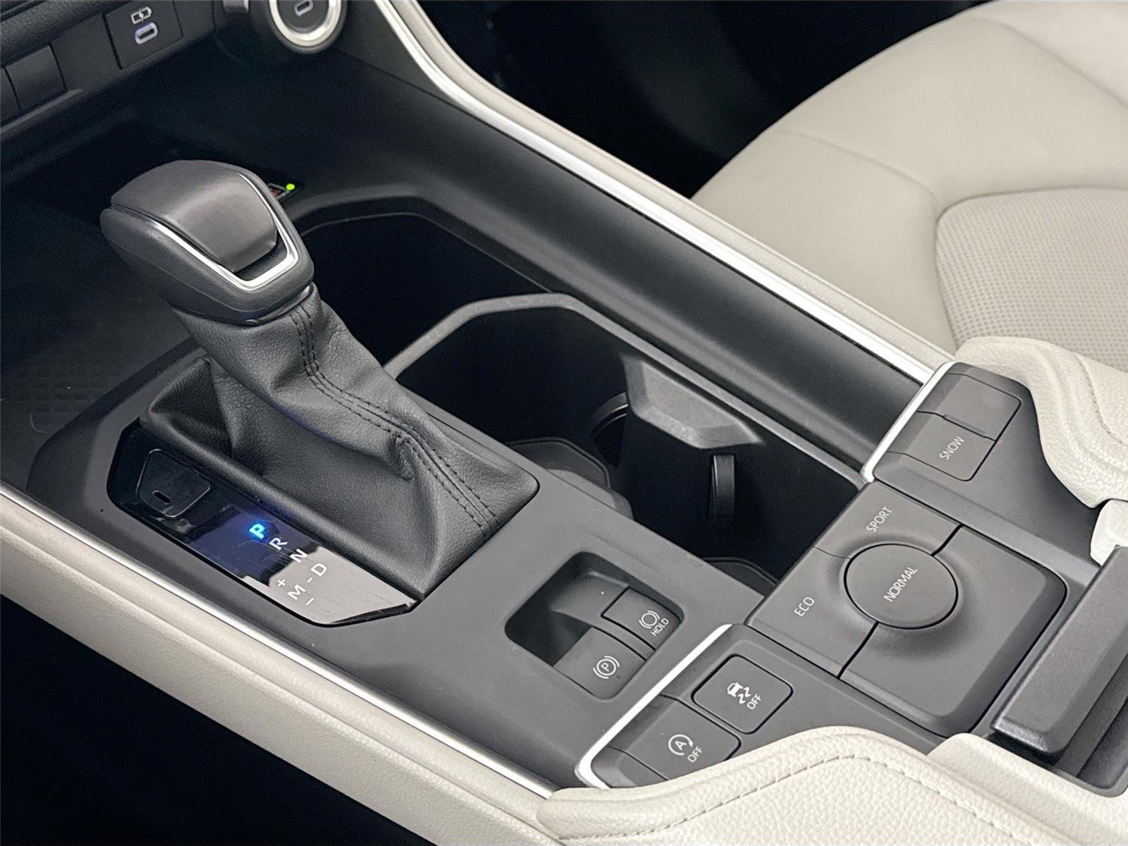 Certified 2024 Toyota Grand Highlander XLE image 28