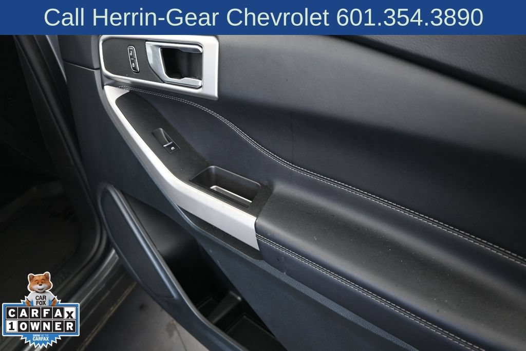 Used 2023 Ford Explorer XLT w/ Equipment Group 202A AWD/4WD image 23