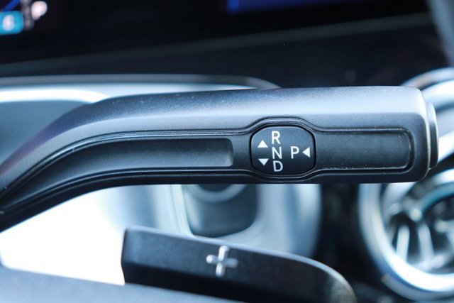 Used 2024 Mercedes-Benz EQB 250+ image 23
