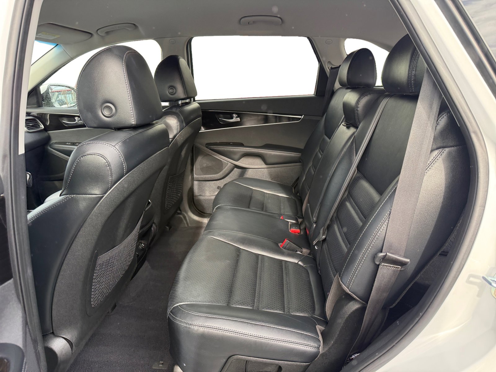 Used 2019 Kia Sorento EX image 16