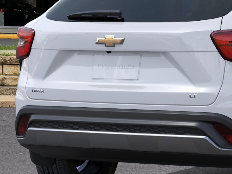 New 2026 Chevrolet Trax LT w/ Driver Confidence Package FWD image 38