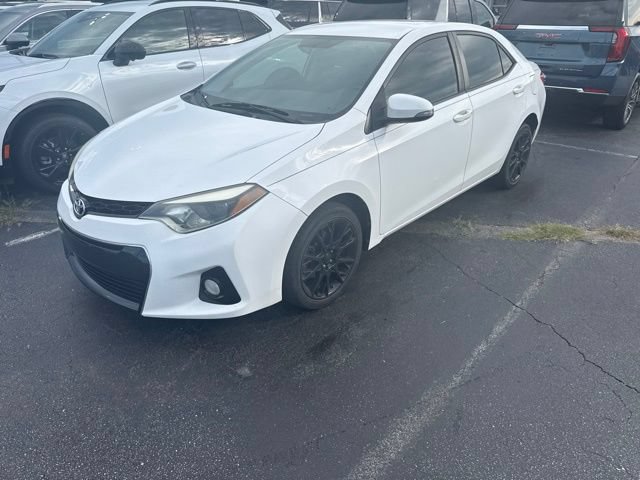 Used 2016 Toyota Corolla S Special Edition FWD image 2
