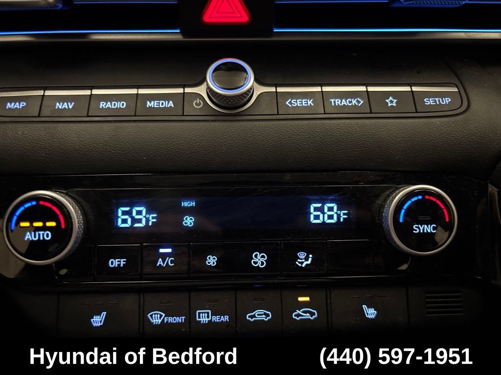Used 2024 Hyundai Elantra SEL w/ Convenience Package FWD image 20