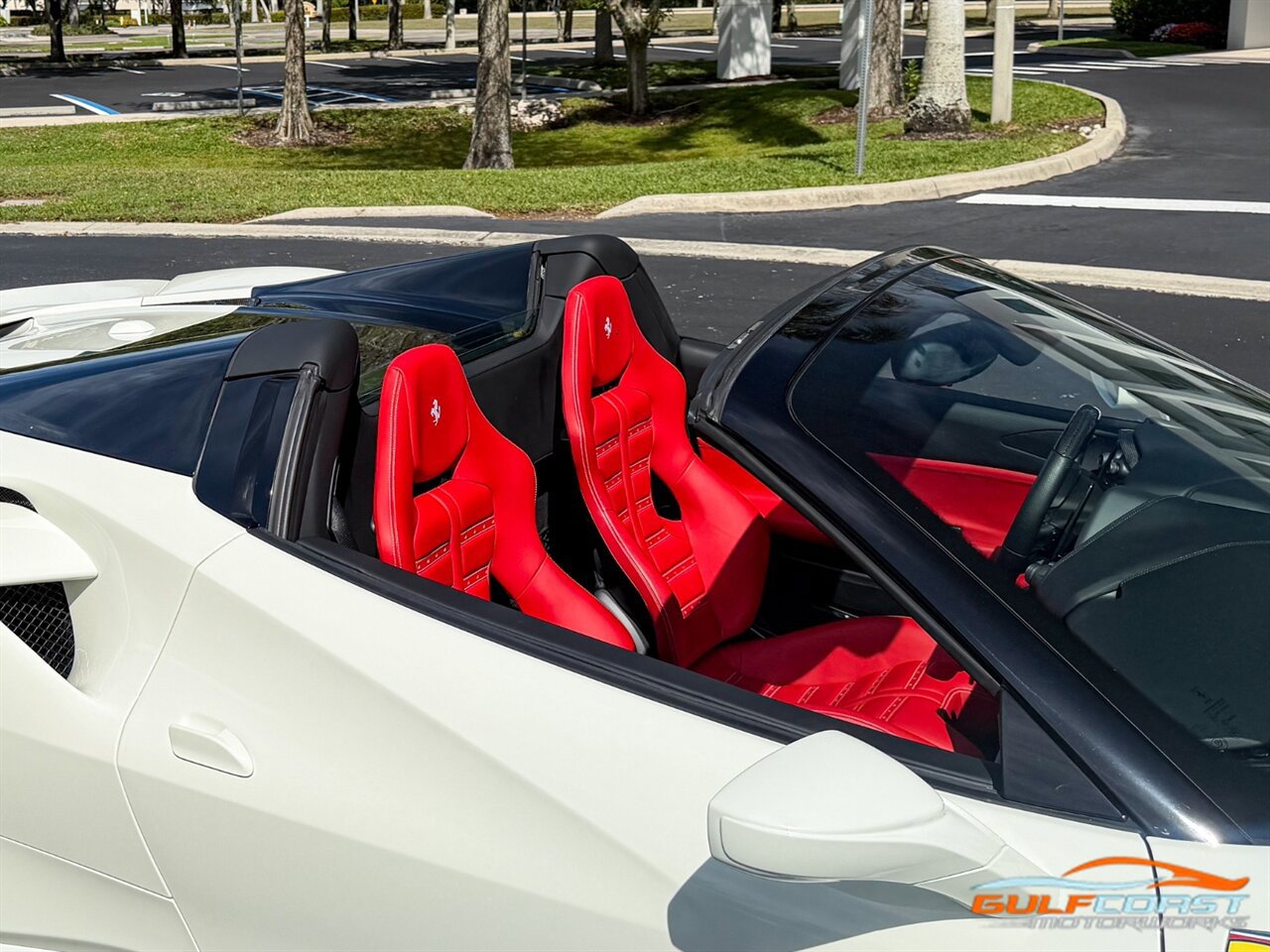 Used 2018 Ferrari 488 Spider RWD image 65