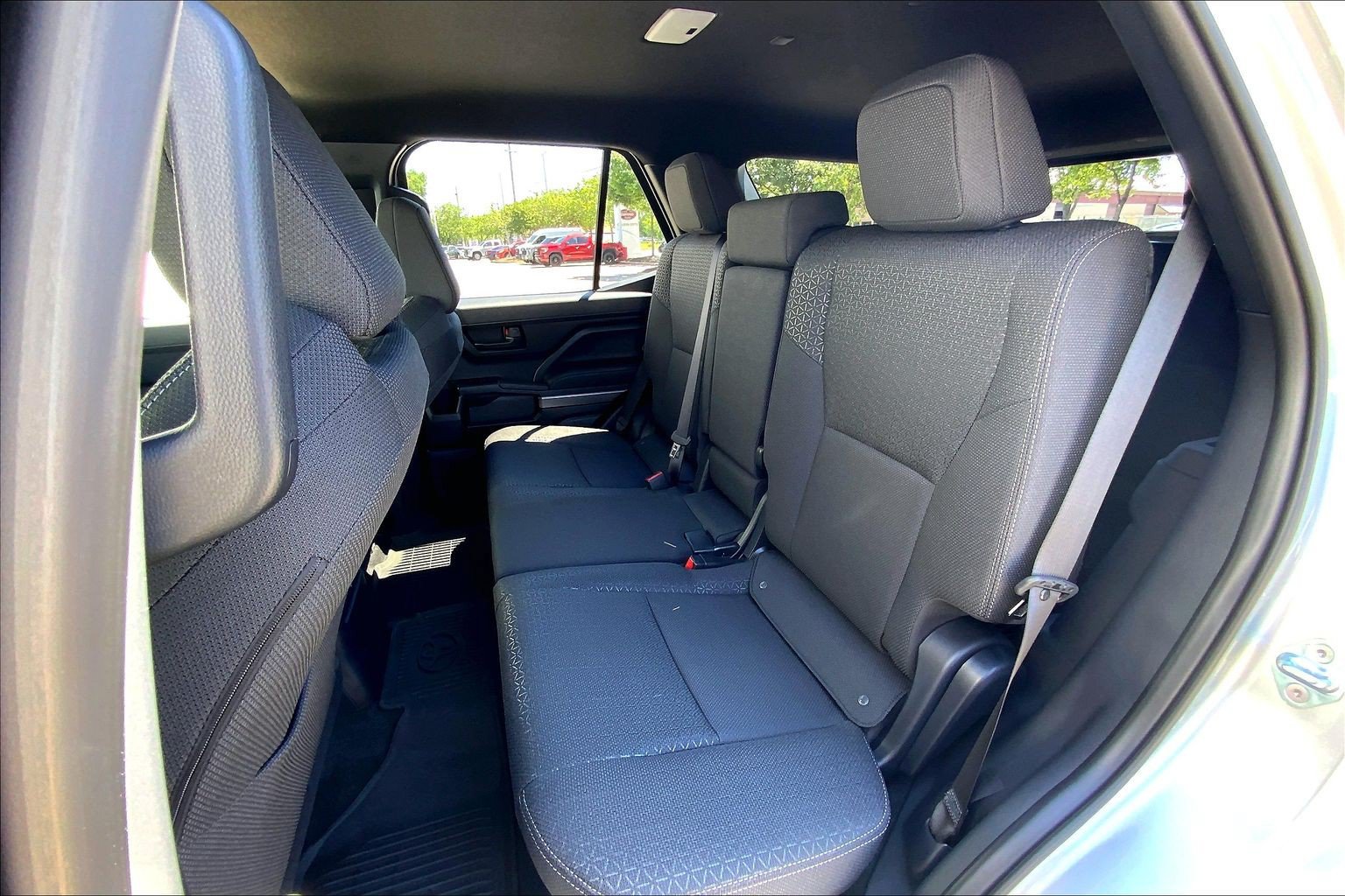 New 2026 Toyota 4Runner SR5 AWD/4WD image 13