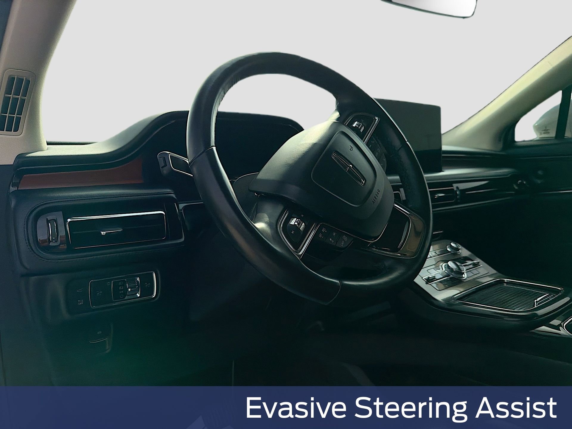 Used 2021 Lincoln Nautilus Reserve w/ Equipment Group 201A image 14