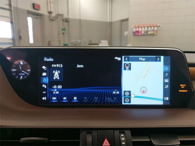 Used 2019 Lexus ES 300h image 21