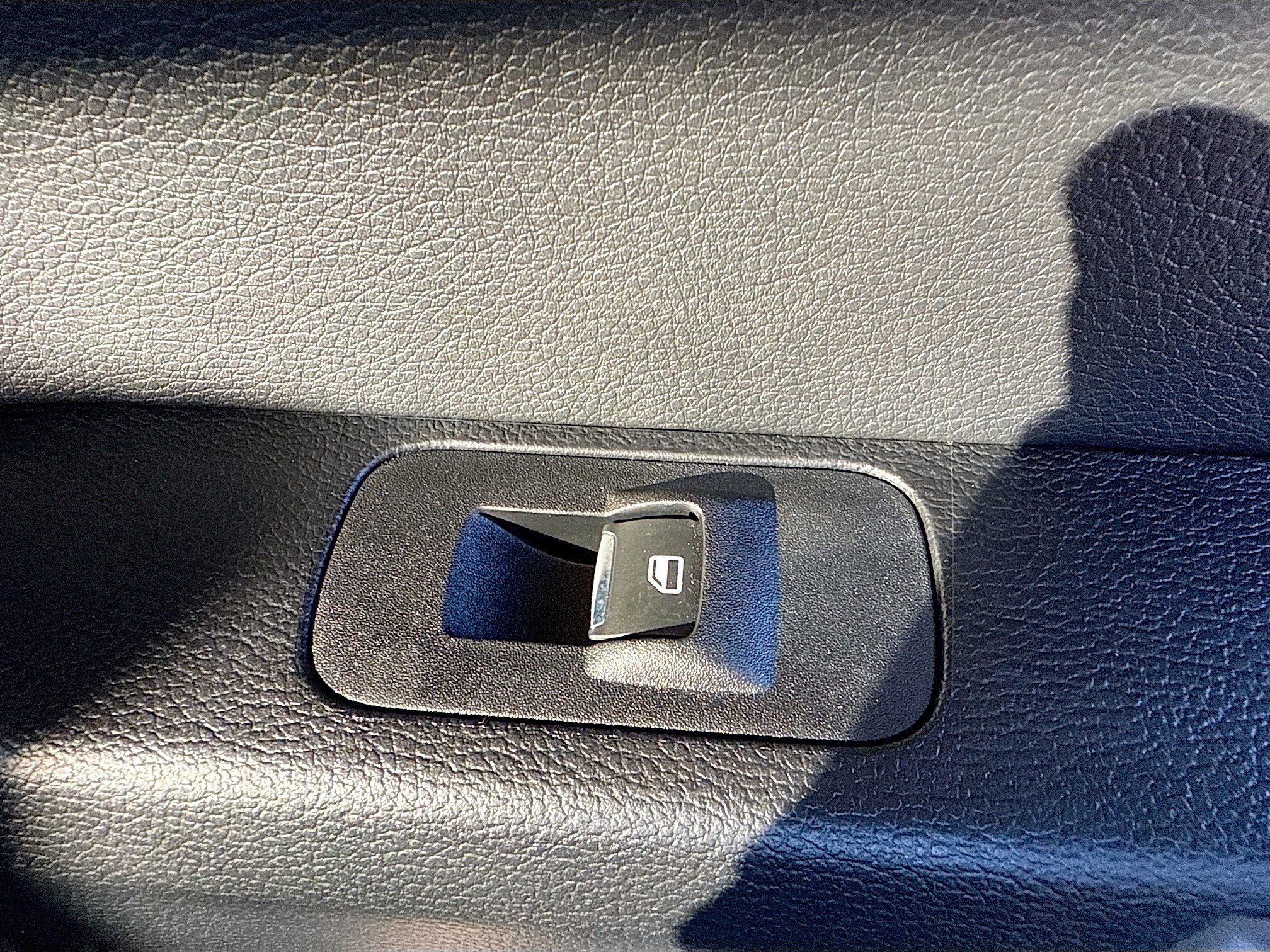 Used 2020 Ford F350 Platinum w/ Snow Plow Prep Package image 30