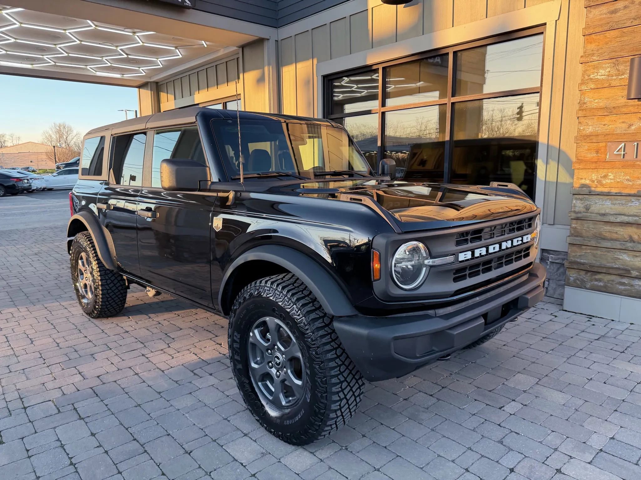 Used 2025 Ford Bronco Big Bend image 88