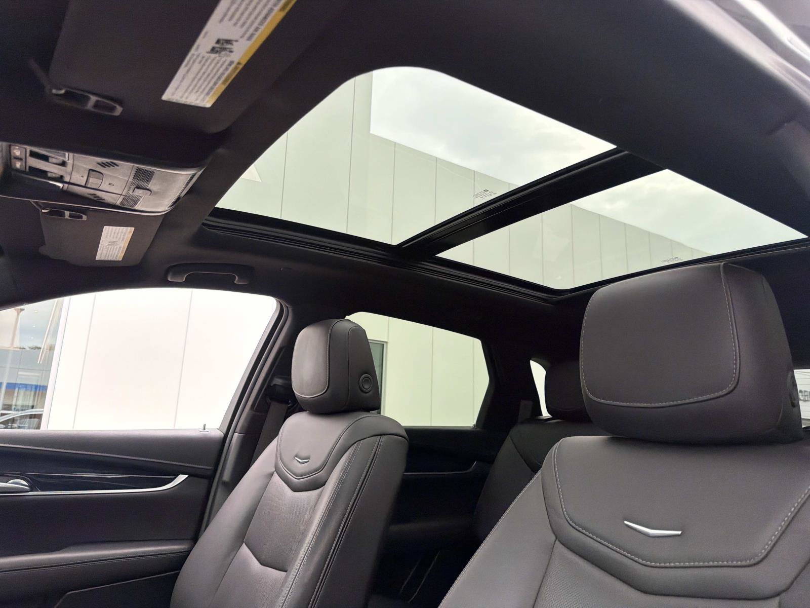 Certified 2024 Cadillac XT5 Premium Luxury AWD/4WD image 12