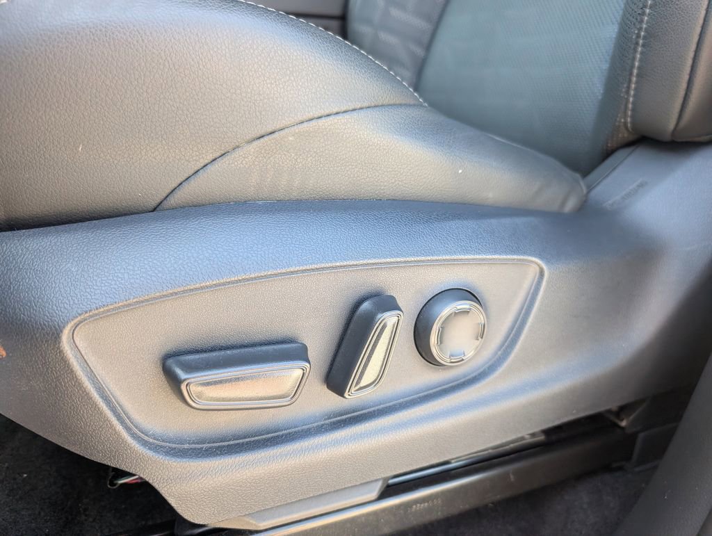 Used 2024 Toyota Tacoma TRD Off-Road w/ TRD Off Road Premium Package image 11