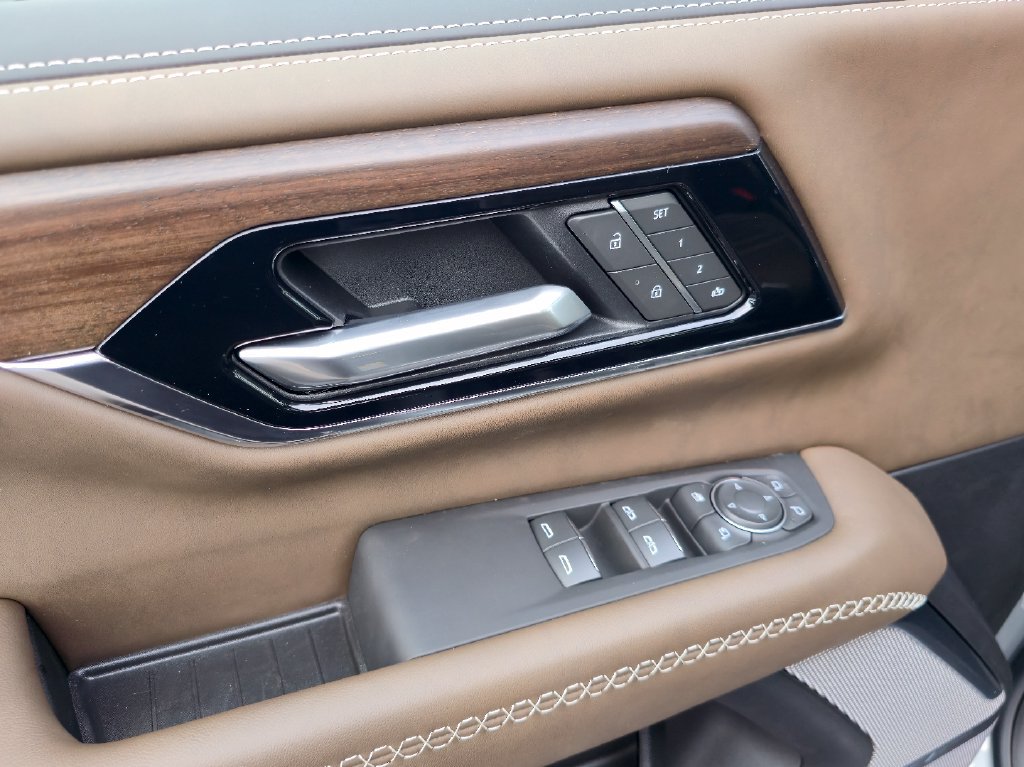 New 2026 GMC Yukon Denali Ultimate AWD/4WD image 22