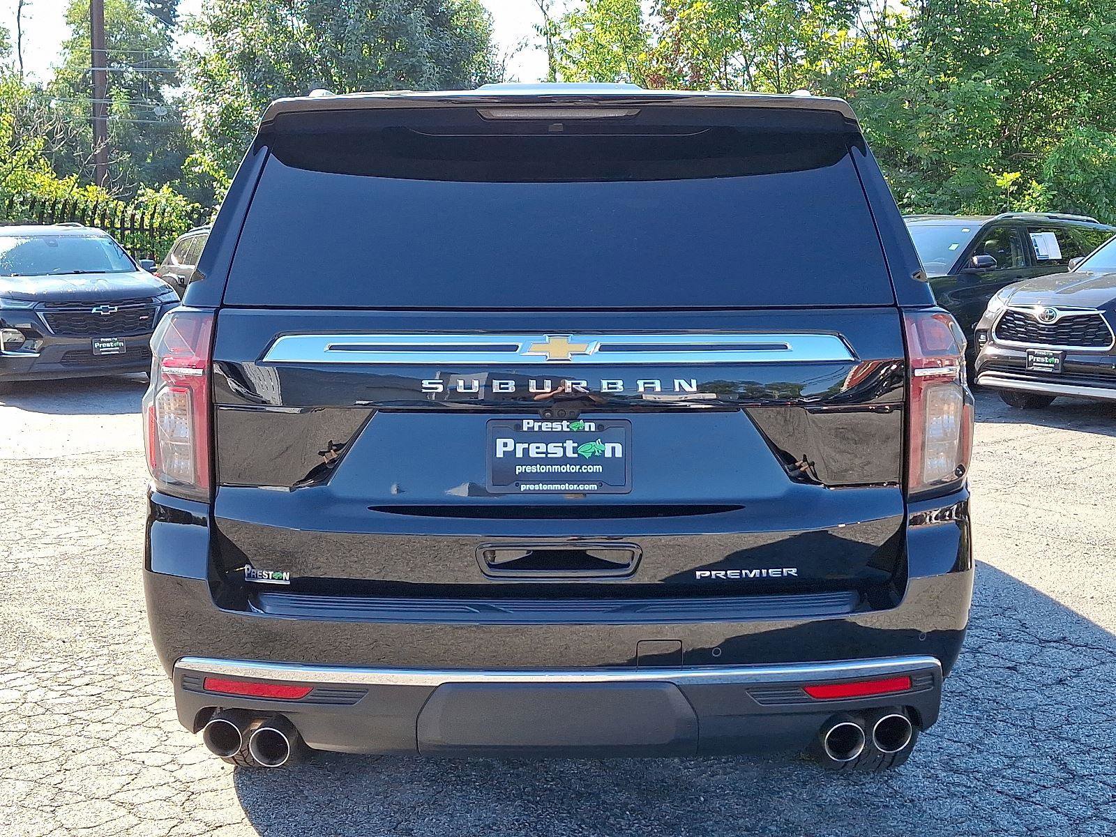 Used 2024 Chevrolet Suburban Premier w/ Advanced Technology Package image 5