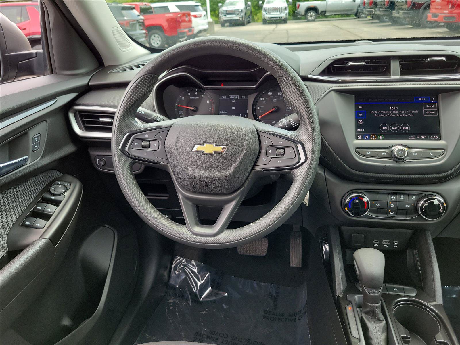 Used 2023 Chevrolet TrailBlazer LS FWD image 10
