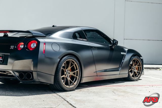 Used 2010 Nissan GT-R Premium AWD/4WD image 54