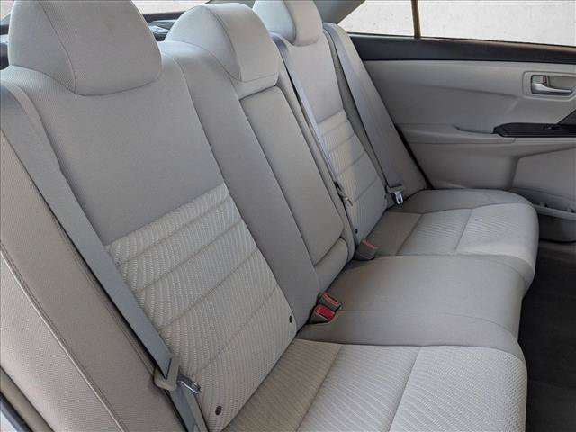Used 2016 Toyota Camry LE FWD image 19