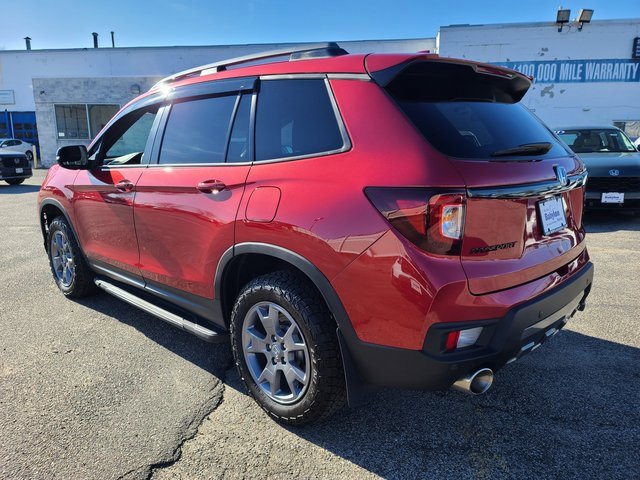 Certified 2025 Honda Passport TrailSport image 3