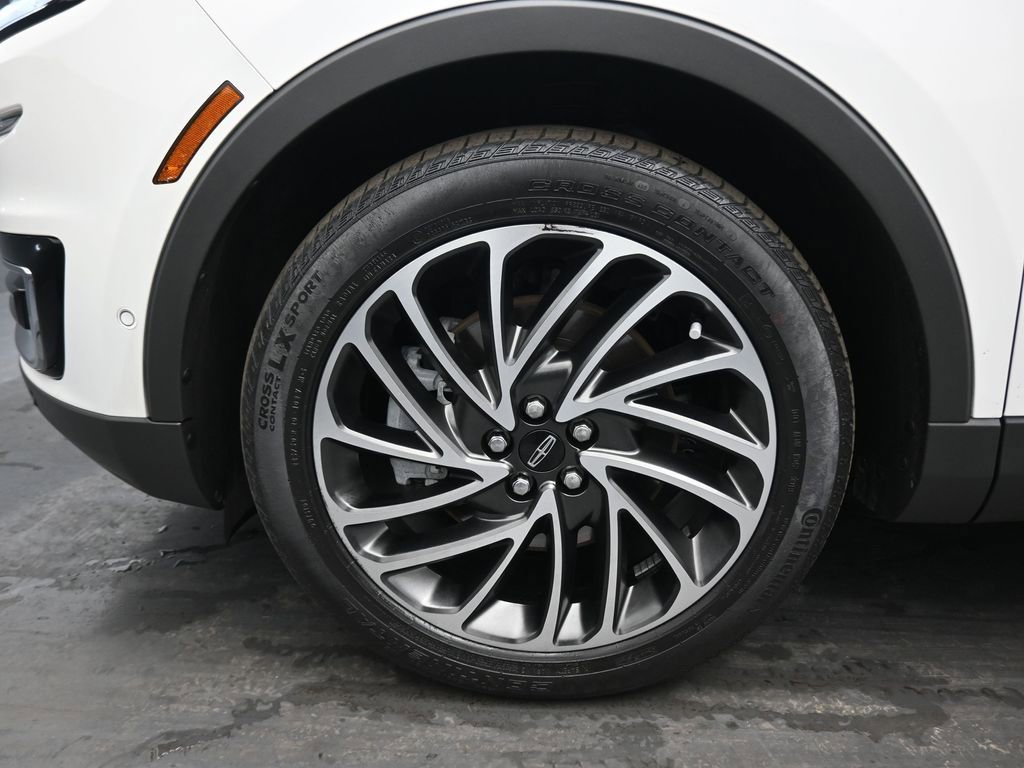 Used 2020 Lincoln Nautilus Reserve w/ Equipment Group 201A FWD image 59