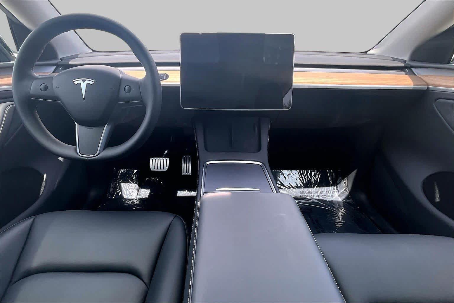 Used 2025 Tesla Model Y Performance AWD/4WD image 14