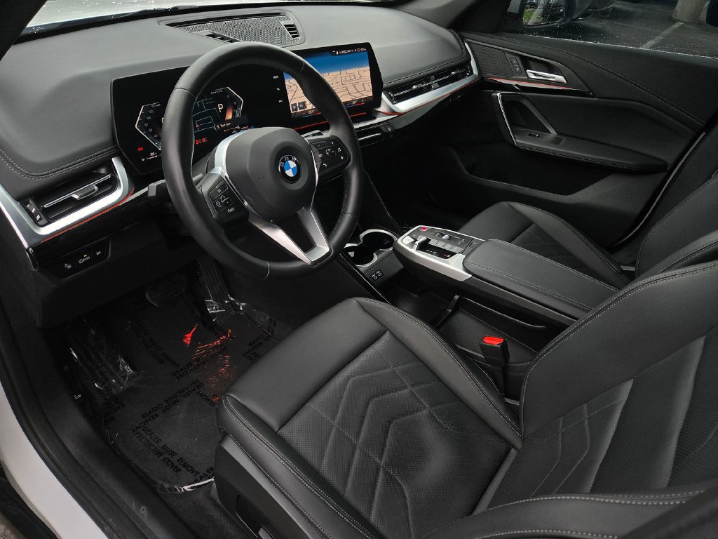 Used 2023 BMW X1 xDrive28i w/ Convenience Package AWD/4WD image 9