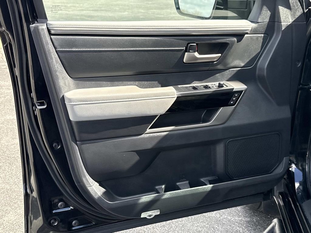 Used 2022 Toyota Tundra Limited w/ TRD Off-Road Package image 15