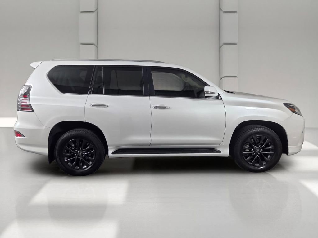 Used 2023 Lexus GX 460 Premium w/ Premium Package AWD/4WD image 4