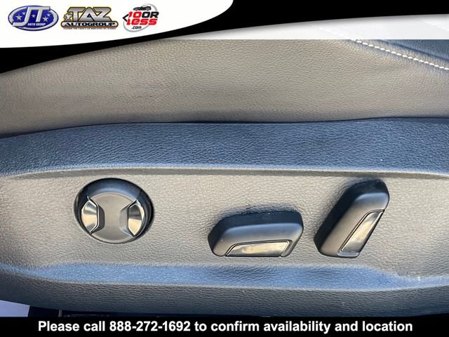 Used 2017 Volkswagen Golf R 4-Door image 11