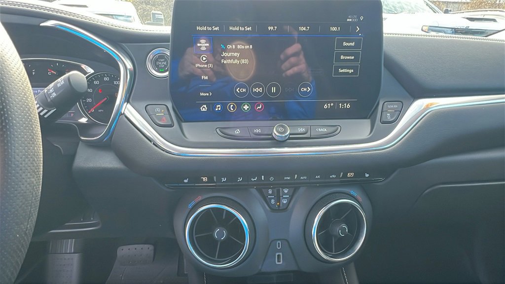 Certified 2023 Chevrolet Blazer LT w/ Convenience Package image 28