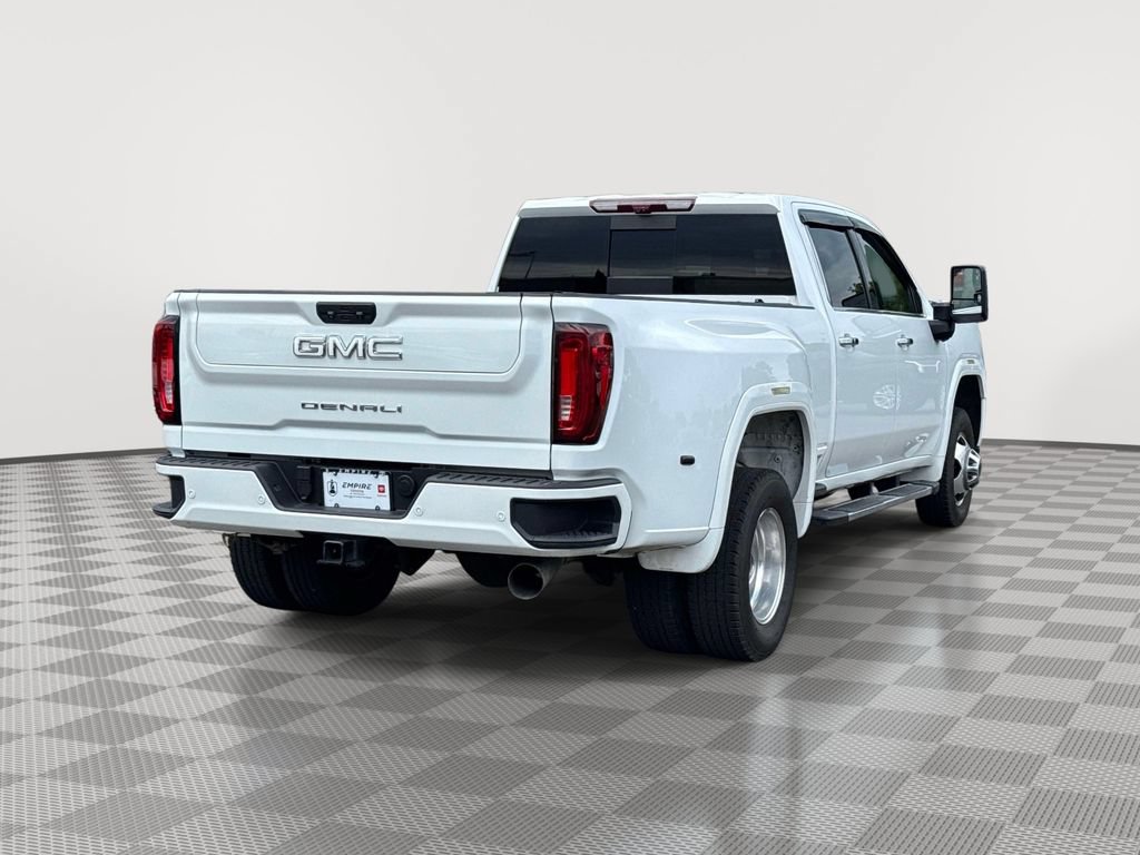 Used 2023 GMC Sierra 3500 Denali w/ Denali Ultimate Package AWD/4WD image 5