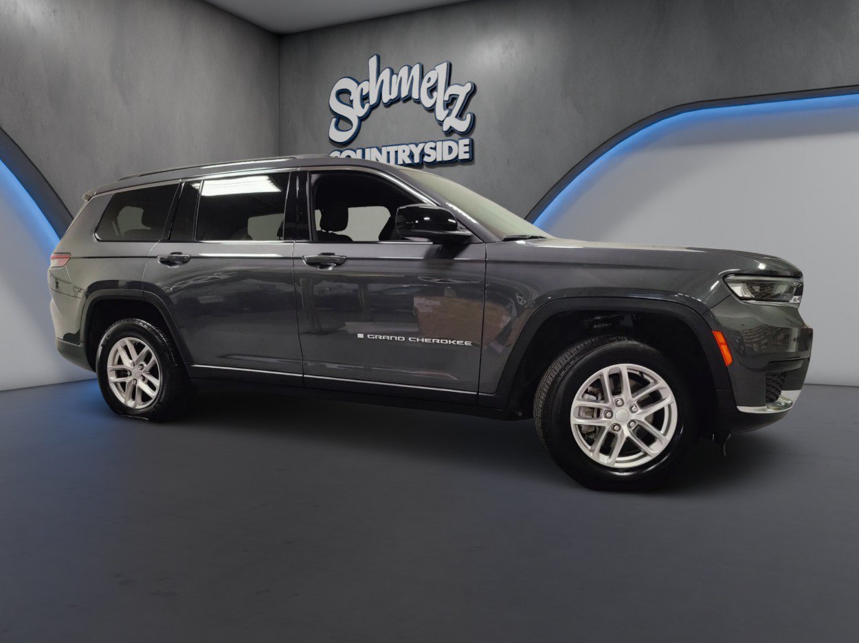 Used 2025 Jeep Grand Cherokee L Laredo w/ Luxury Tech Group I AWD/4WD image 3