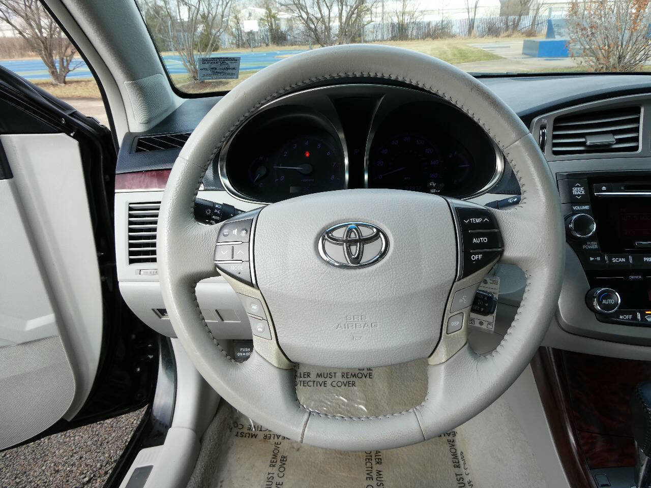 Used 2011 Toyota Avalon image 11