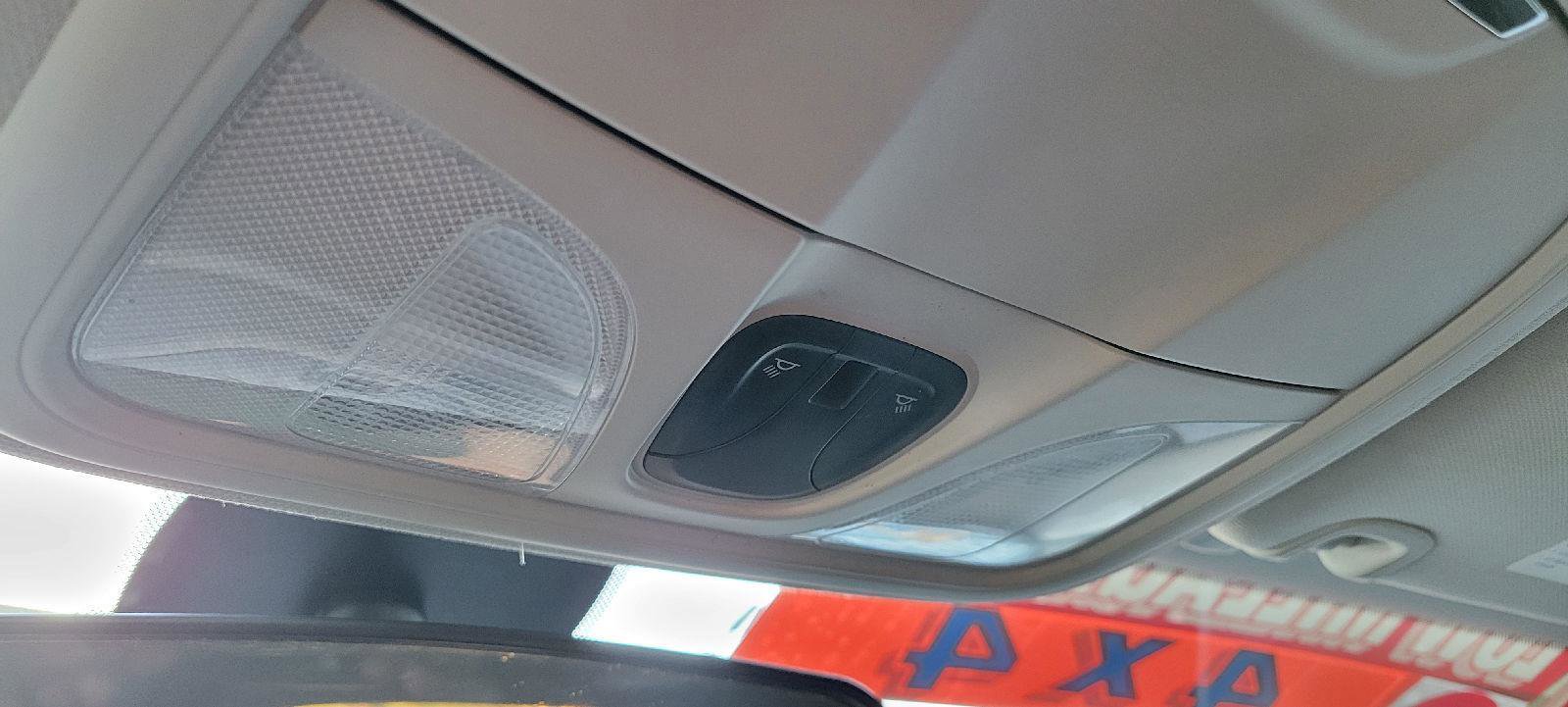 Used 2019 Jeep Cherokee Latitude Plus w/ Cold Weather Group image 23