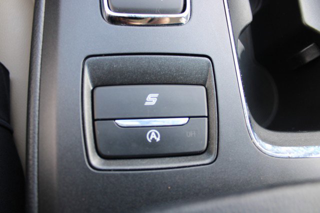 Used 2020 Ford Fusion SEL image 17