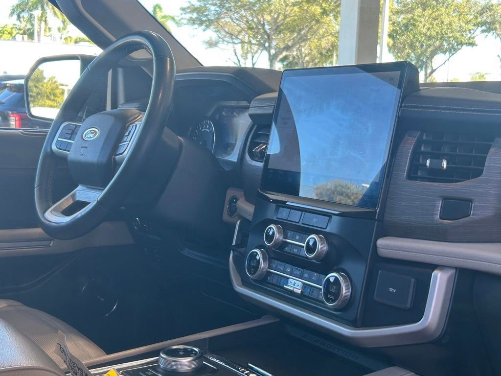 Used 2024 Ford Expedition Max Limited image 29