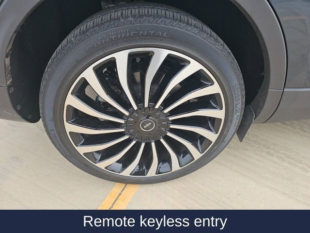 Used 2022 Lincoln Nautilus Black Label image 12