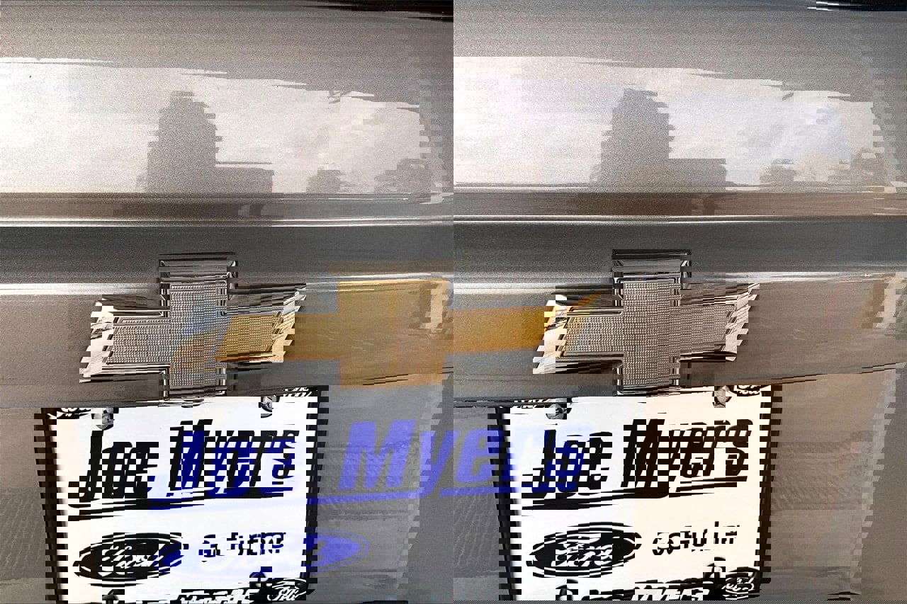 Used 2017 Chevrolet Tahoe LT image 7