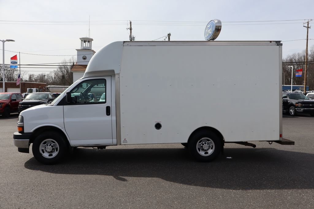 Used 2020 Chevrolet Express 3500 w/ Power Convenience Package image 14