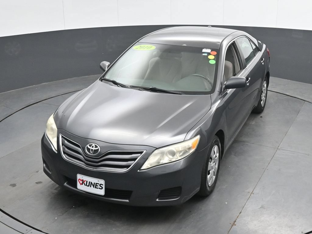 Used 2010 Toyota Camry LE FWD image 28