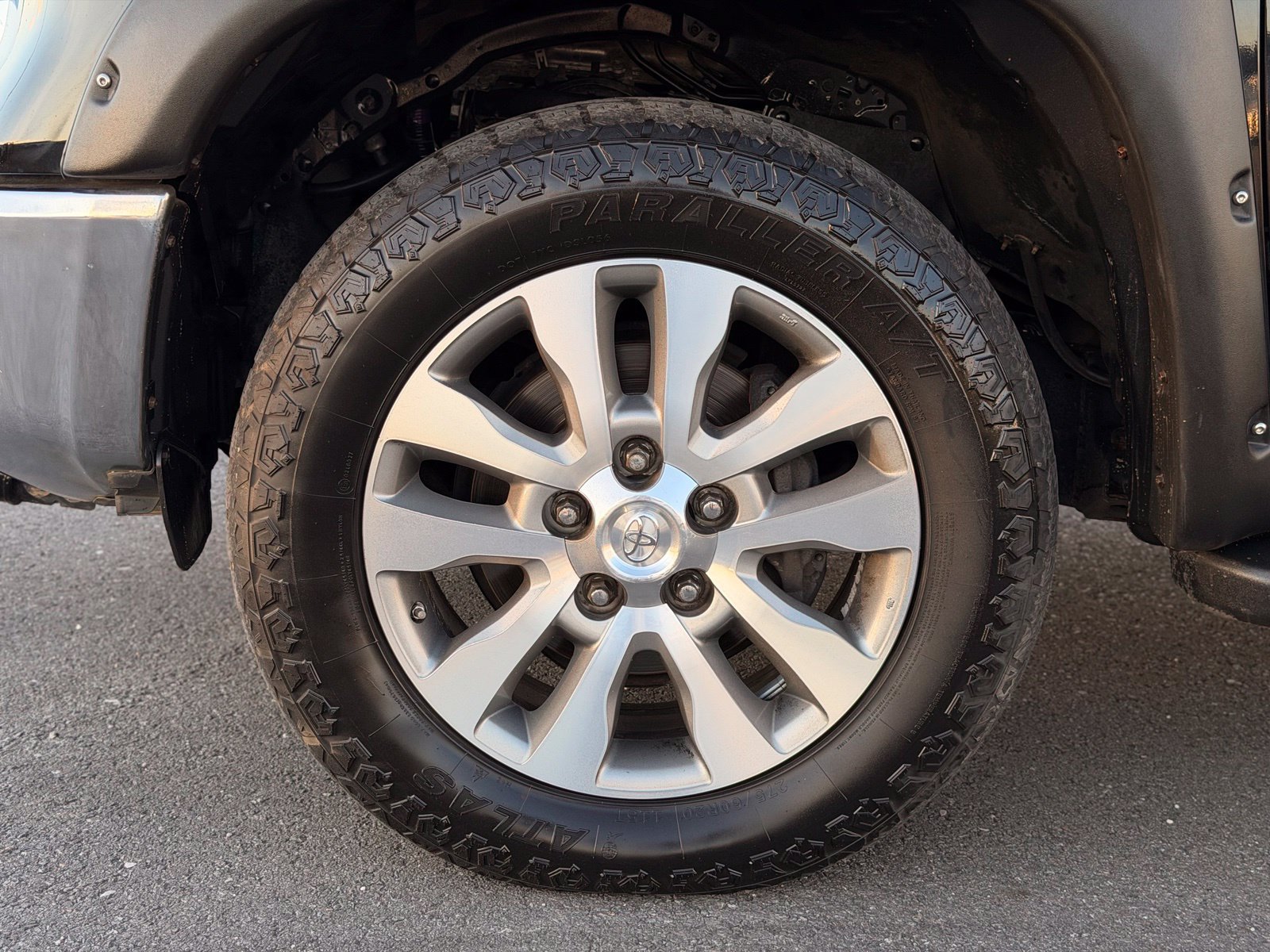 Used 2014 Toyota Tundra Limited w/ Limited Premium Package AWD/4WD image 14