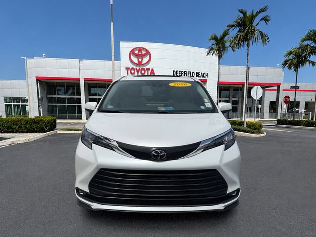 Certified 2026 Toyota Sienna XLE FWD image 2