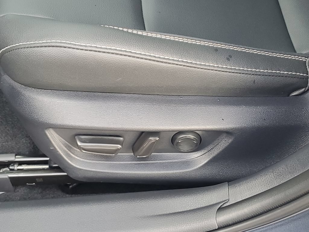 Used 2026 Toyota Camry SE FWD image 19
