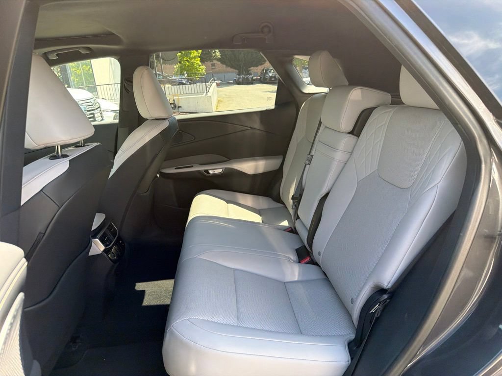 Certified 2025 Lexus RX 350h w/ Convenience Package AWD/4WD image 31