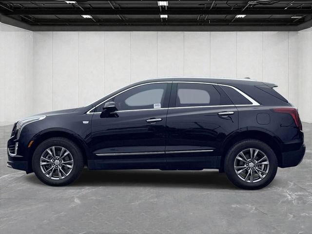 Used 2023 Cadillac XT5 Premium Luxury w/ LPO, Floor Liner Package FWD image 8