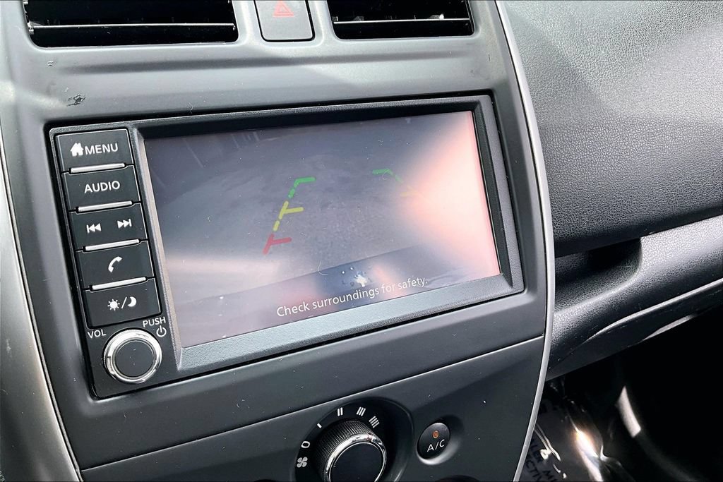 Used 2019 Nissan Versa Note SV FWD image 28