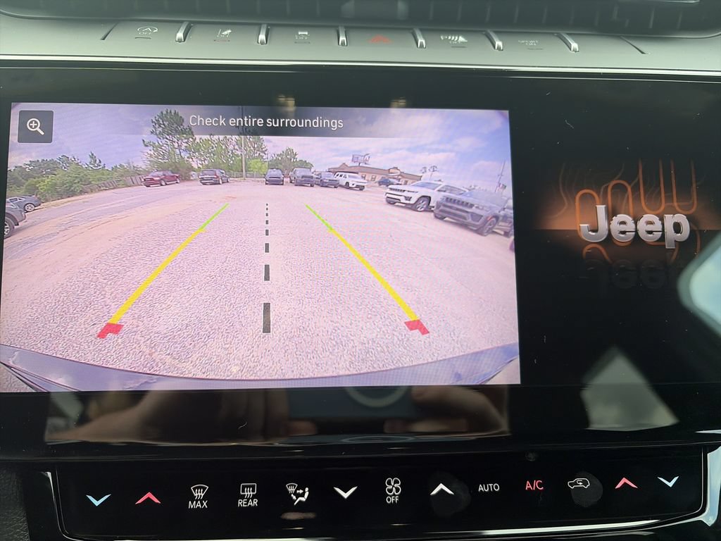 New 2026 Jeep Grand Cherokee Altitude RWD image 23
