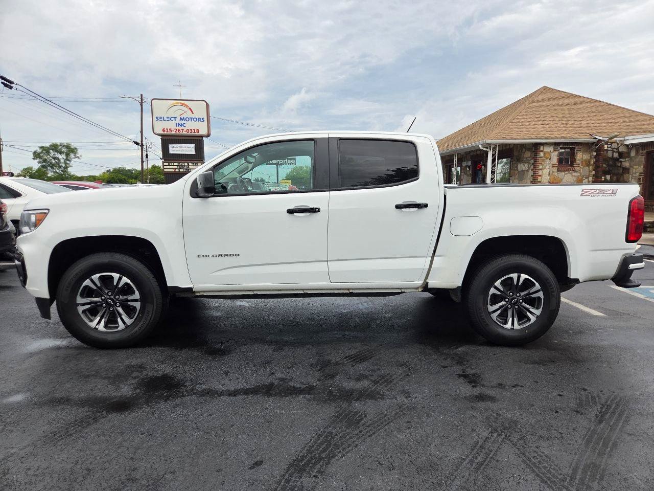 Used 2022 Chevrolet Colorado Z71 AWD/4WD image 3